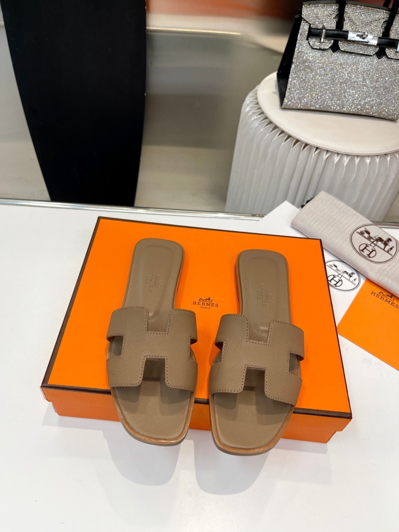 Hermes Slippers